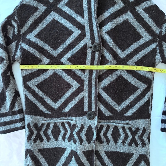 Free People Black & Gray Geometric Patters Open Sweater (Bold Geo Sweater Coat) - Picture 4 of 9